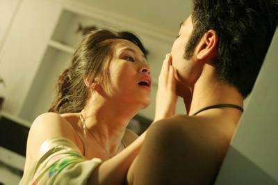 魔鬼天使潜水那段GIF动画