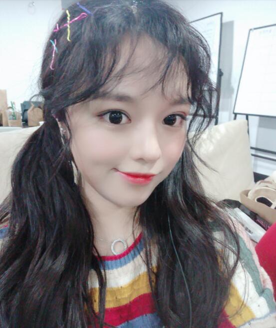 黄霄云样貌变了眼睛变大了漂亮了