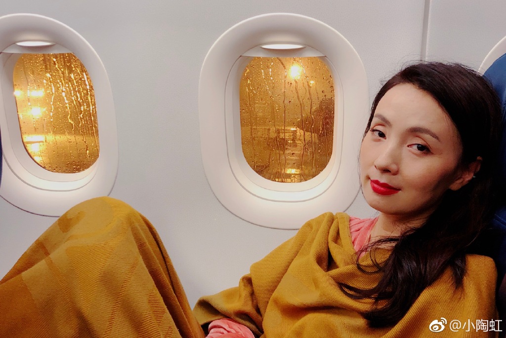 陶虹眼窝怎么那么深属于什么眼