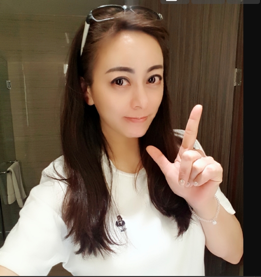 李婷宜后悔放弃小燕子(李怡婷 小燕子) 李婷宜后悔放弃小燕子(李怡婷 小燕子)