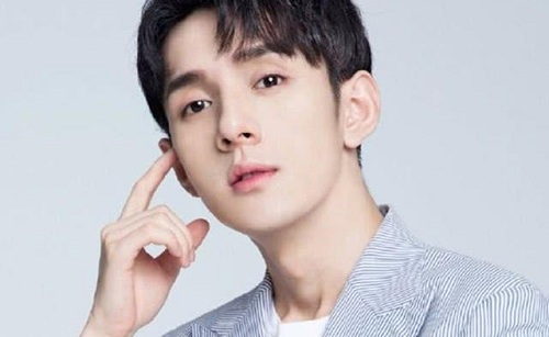 泫雅李佳琦同框网友关注点却是这个