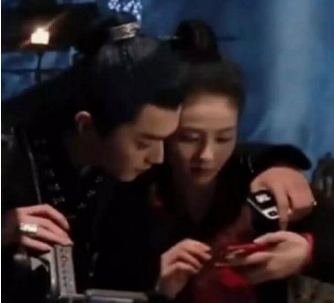 许凯白鹿快乐大本营是哪一期(快乐大本营许凯和白鹿是哪一期)