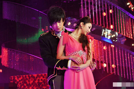 陈乔恩乔任梁是什么关系？乔任梁陈乔恩合作(陈乔恩和乔任梁的友谊)