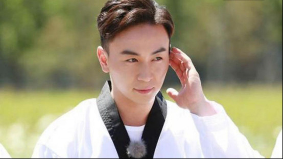 释小龙怎么瘦下来的？张一山和释小龙谁更帅(释小龙瘦了)