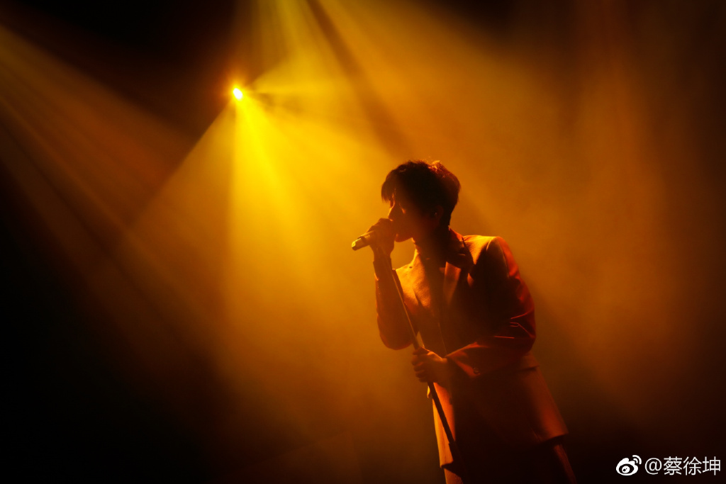 华晨宇粉丝战斗力恐怖(华晨宇圈粉) 华晨宇粉丝战斗力恐怖(华晨宇圈粉)