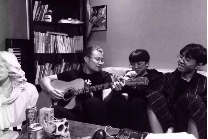 陈鸿宇为什么叫陈叔、陈一丁?陈鸿宇和谢春 陈鸿宇为什么叫陈叔、陈一丁?陈鸿宇和谢春