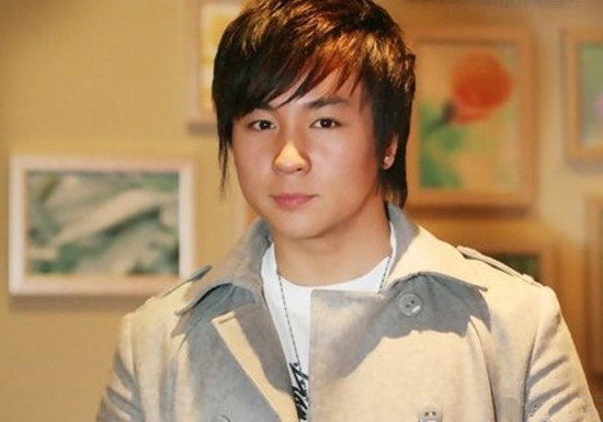 释小龙怎么瘦下来的？张一山和释小龙谁更帅(释小龙瘦了)