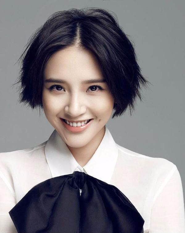 唐艺昕牙齿整容前是什么样？唐艺昕从面相看