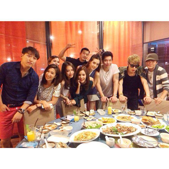 金在中为什么叫车神?金在中糜烂的私生活揭 金在中为什么叫车神?金在中糜烂的私生活揭