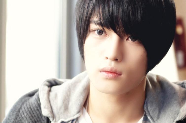 金在中为什么叫车神?金在中糜烂的私生活揭 金在中为什么叫车神?金在中糜烂的私生活揭