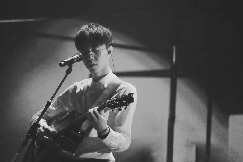 陈鸿宇为什么叫陈叔、陈一丁?陈鸿宇和谢春 陈鸿宇为什么叫陈叔、陈一丁?陈鸿宇和谢春