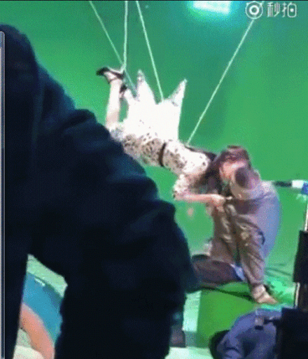 佟丽娅岳云鹏吻戏是什么电影？岳云鹏还跟谁