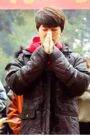 吴克群和王心凌是什么关系？吴克群的妈妈什(王心凌是吴克群的初恋)