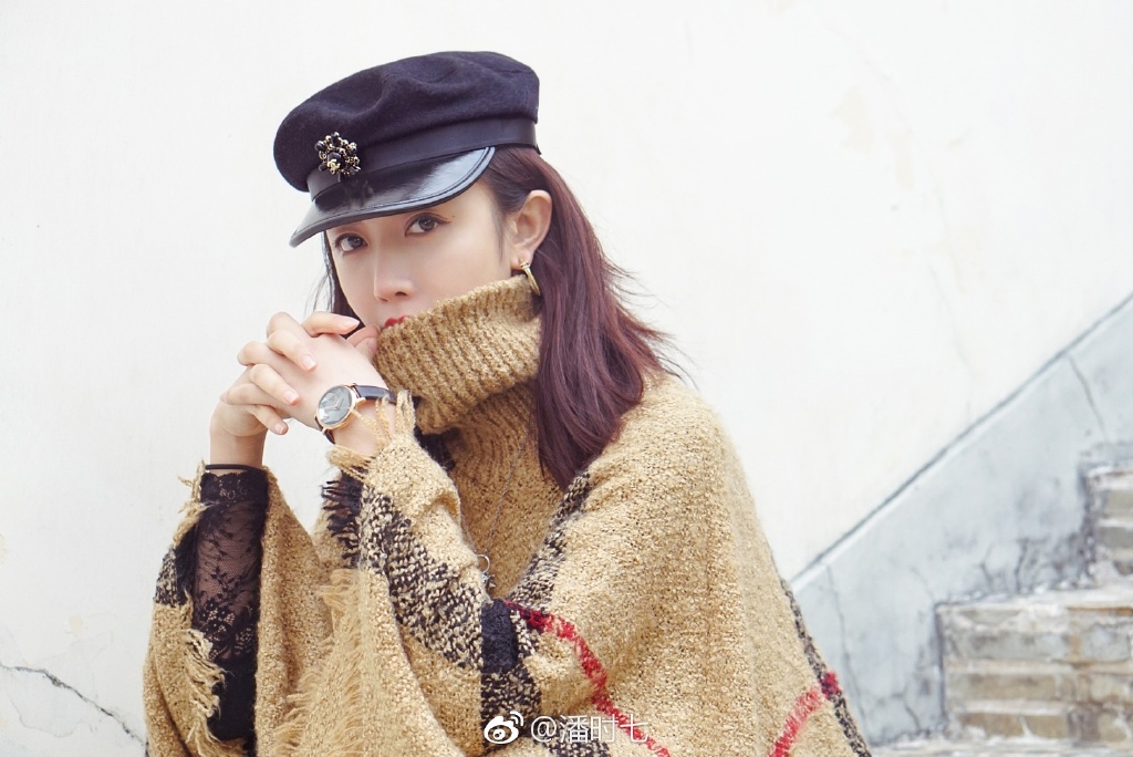 潘时七整容整残了(潘时七漂亮吗)