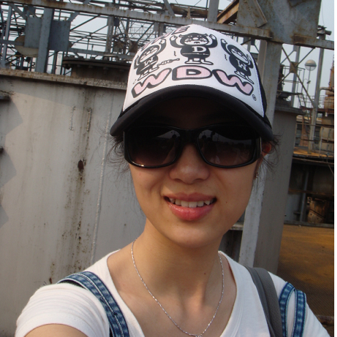 李易峰新经纪人邓姝照片(李易峰经纪团队)