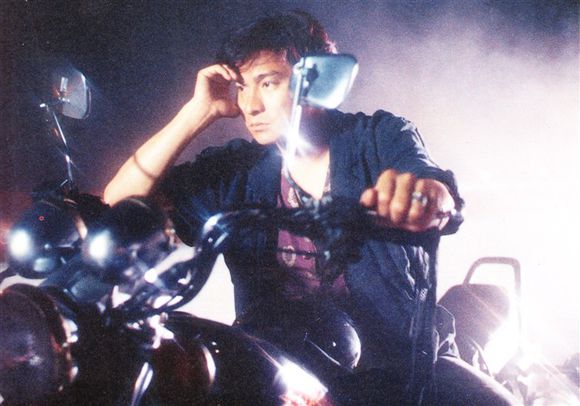 朱丽倩身价多少亿？朱丽倩为什么那么朴素不