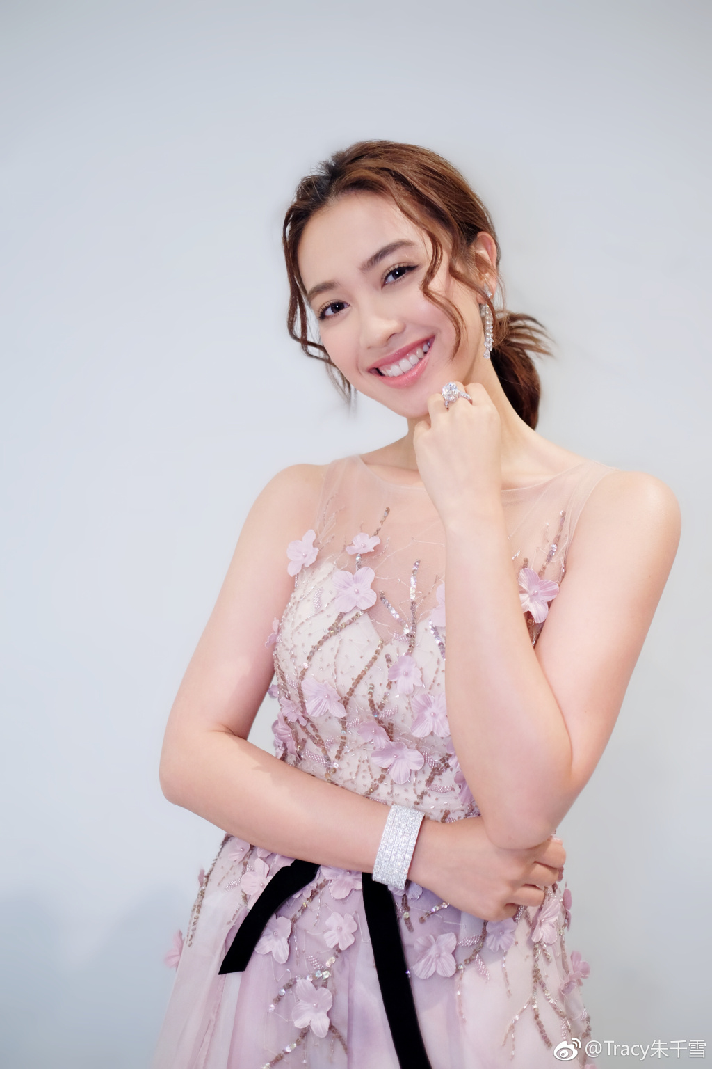 朱千雪不拍戏被雪藏了吗(朱千雪演技)