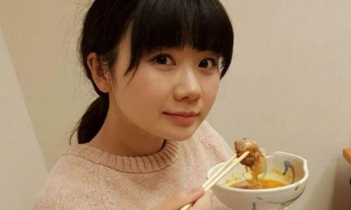 福原爱挺孕肚领奖高达30万(福原爱怀孕大肚子)