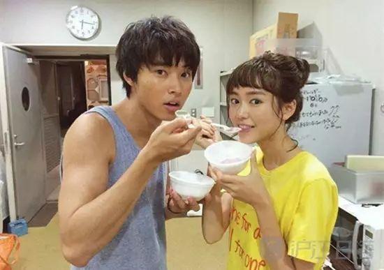 山崎贤人是被晒黑的吗？山崎贤人为什么叫k