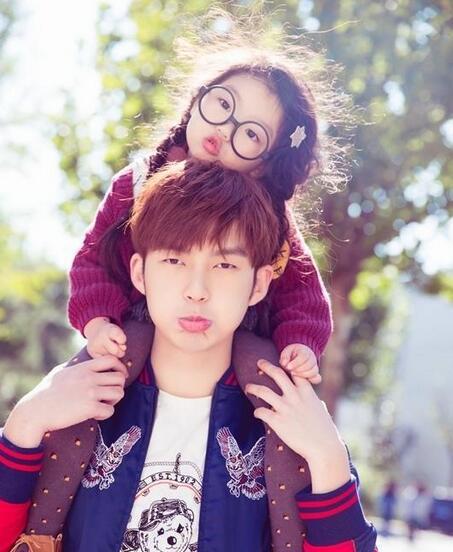 崔雅涵的爸爸妈妈是谁？阿拉蕾和董力不亲热(阿拉蕾和董力什么关系)