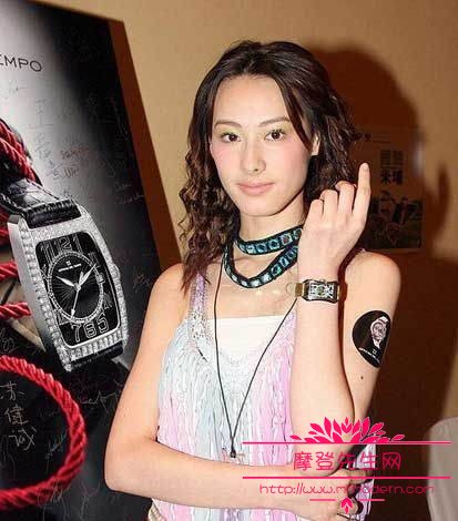 娱乐圈十大最穷明星分别是谁(娱乐圈最穷的人) 娱乐圈十大最穷明星分别是谁(娱乐圈最穷的人)