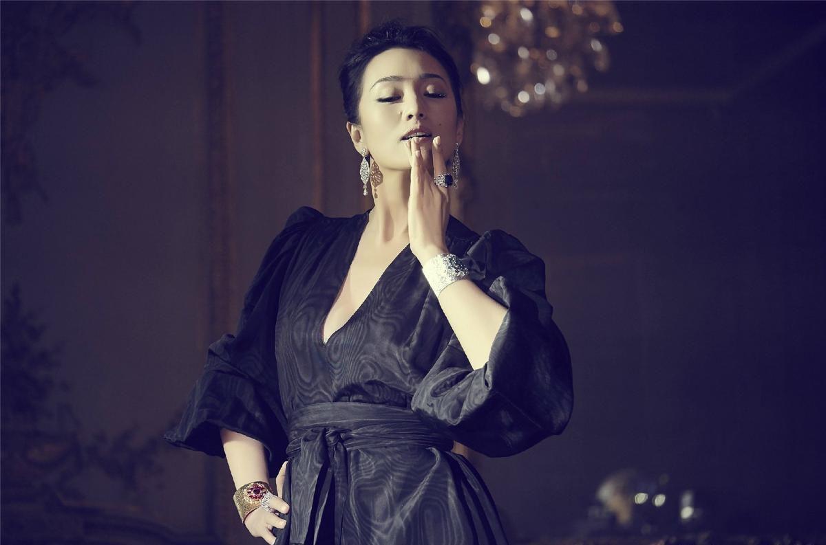 巩俐和张艺谋有儿子真假?巩俐和张艺谋为什(巩俐为什么没和张艺谋结婚) 巩俐和张艺谋有儿子真假?巩俐和张艺谋为什(巩俐为什么没和张艺谋结婚)