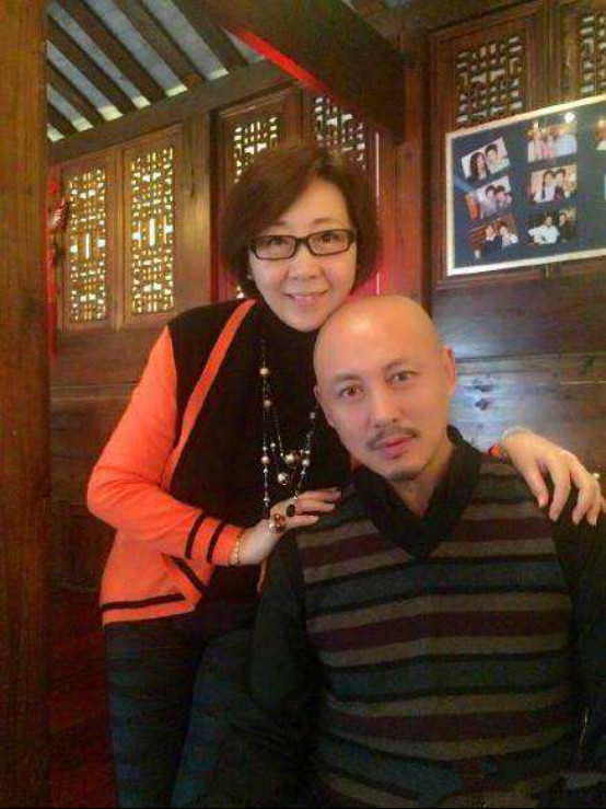 高宏亮妻子胡焰被杀是谣言(高宏亮和胡焰) 高宏亮妻子胡焰被杀是谣言(高宏亮和胡焰)