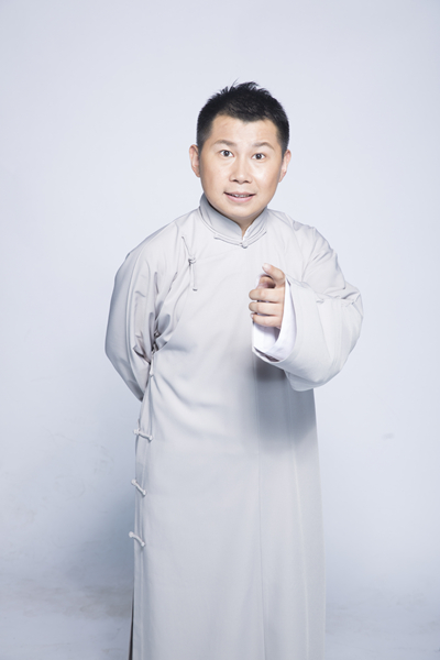 何云伟是不是郭德纲的徒弟?何云伟和李菁关