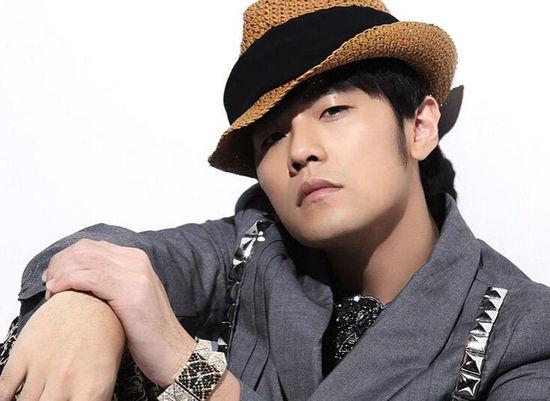 周杰伦刚出道被看不起真的吗？周杰伦出道前(如果周杰伦现在出道,会是什么情况?)