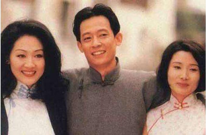 王志文年轻时很帅照片(年轻时王志文好帅)