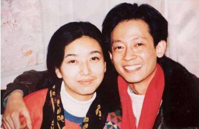 王志文年轻时很帅照片(年轻时王志文好帅)