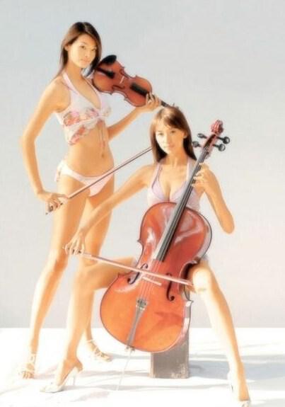 林志玲早期泳装全开写真