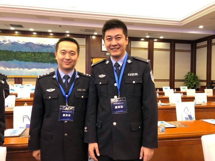 二龙湖张浩是真的警察吗(二龙湖浩哥警事)