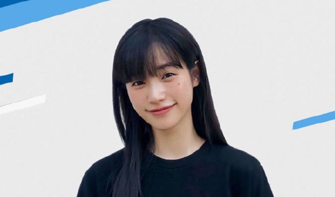 段小薇和小松菜奈对比照(小松菜奈的颜值)