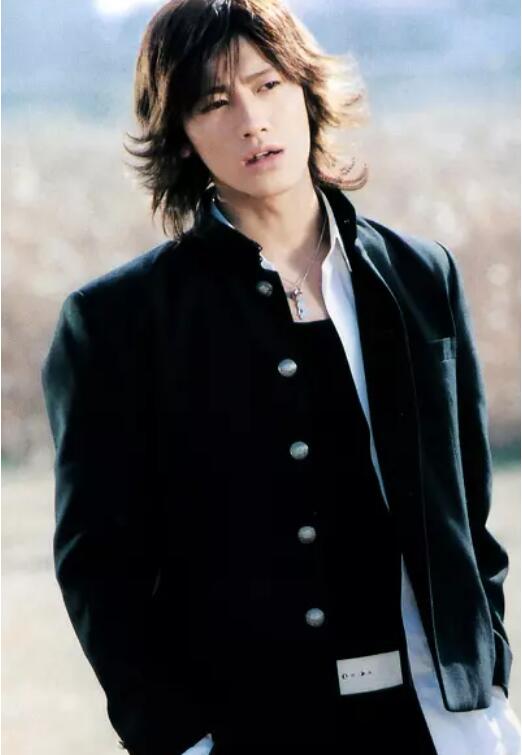 赤西仁为什么都讨厌他?赤西仁停车场吻龟梨 赤西仁为什么都讨厌他?赤西仁停车场吻龟梨