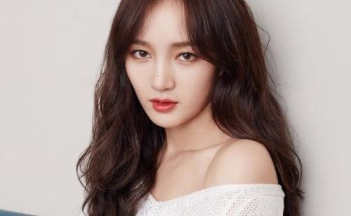 三十而已的许子言和二十不惑小卷扮演者是一 三十而已的许子言和二十不惑小卷扮演者是一