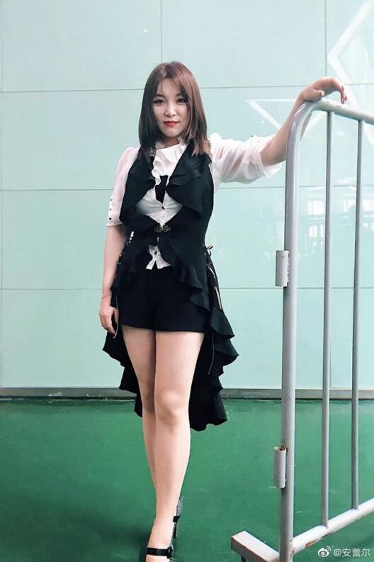 安蕾尔为什么叫安哥(安蕾尔去哪了)