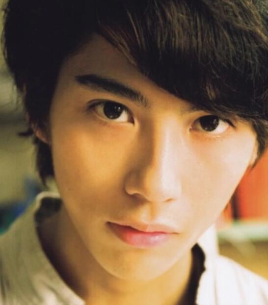 贺来贤人神仙颜值组图(贺来贤人好帅)