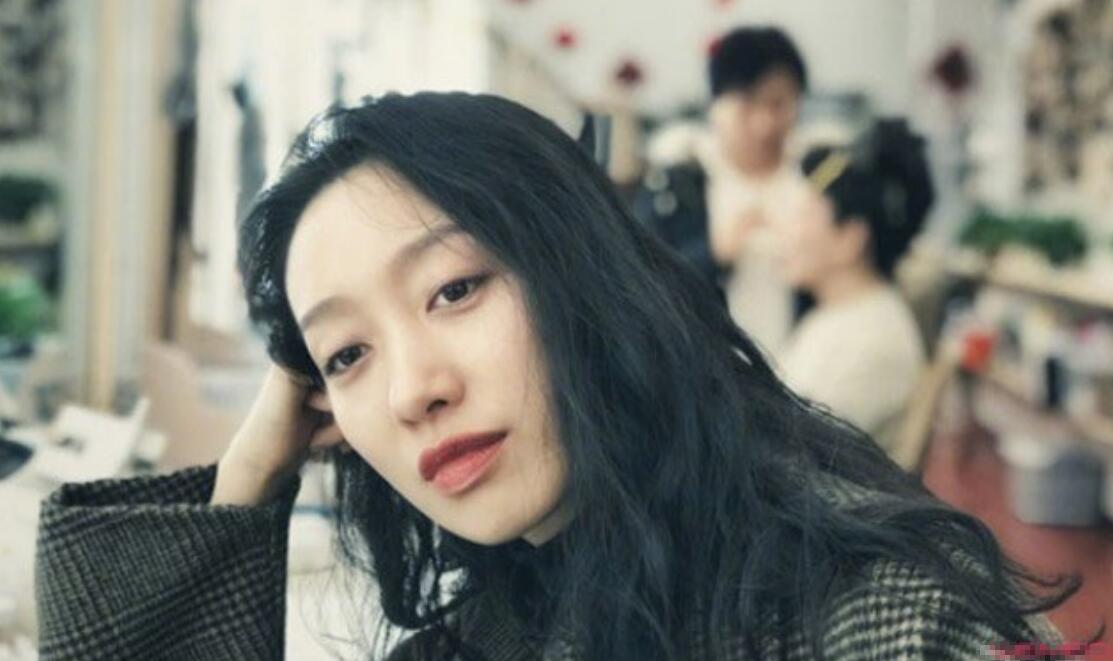 黄觉老婆麦子真名叫什么是富二代吗？黄觉徐