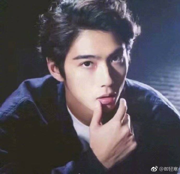 贺来贤人家里很有钱吗(贺来贤人小时候)