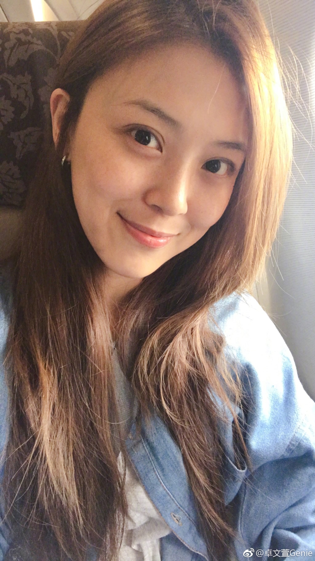 卓文萱和蔡卓妍长相对比图(蔡卓妍长得好看吗)