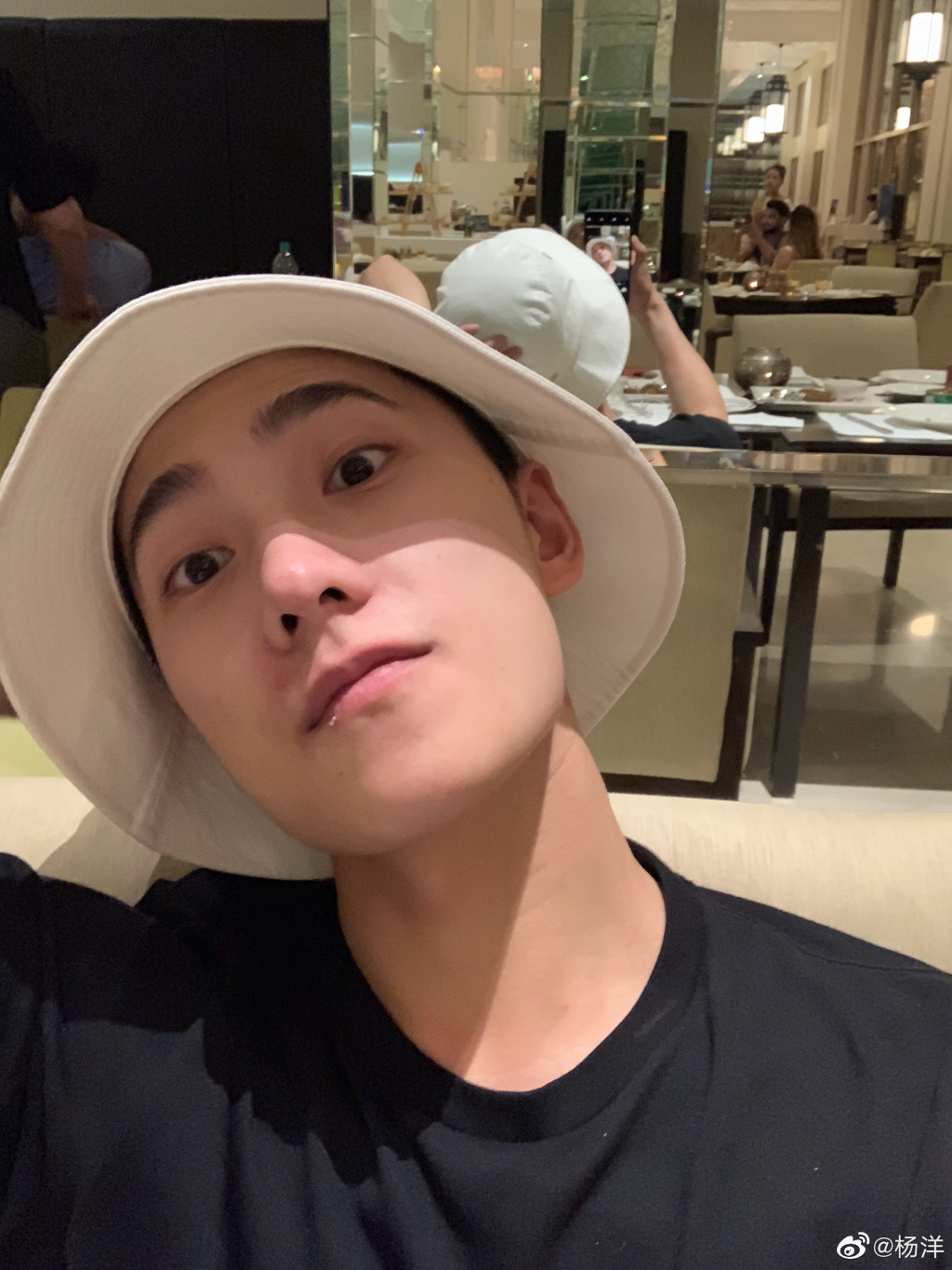 郑爽在娱乐圈有人扶吗 为什么说郑爽娱乐圈 郑爽在娱乐圈有人扶吗 为什么说郑爽娱乐圈