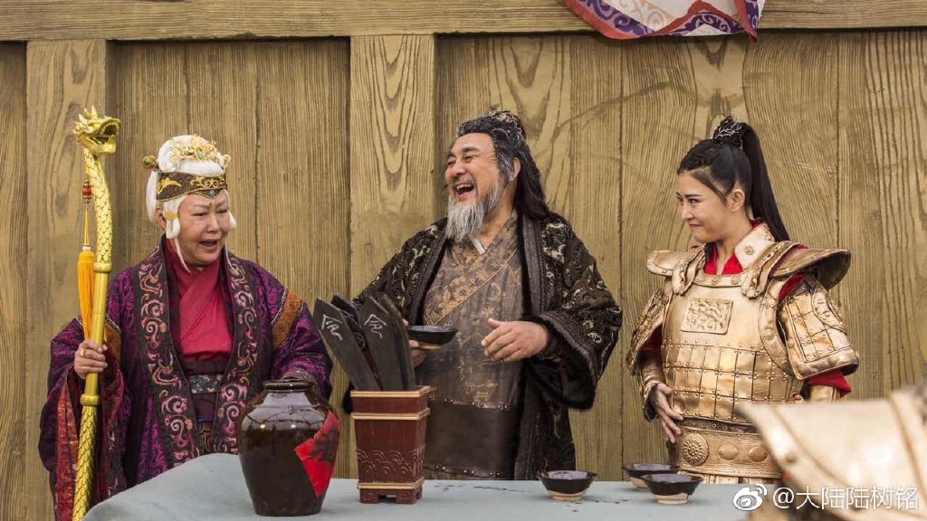 李彩桦离婚了吗(李彩桦离婚上热搜) 李彩桦离婚了吗(李彩桦离婚上热搜)