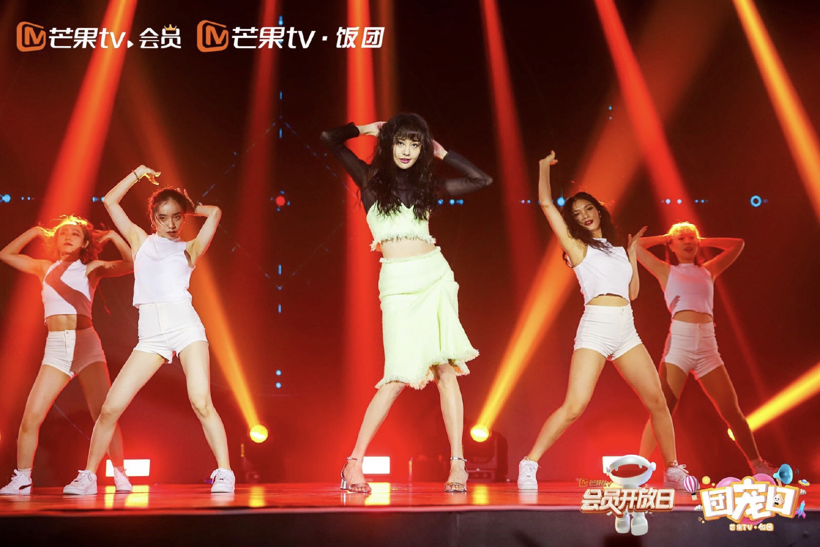 郑爽在娱乐圈有人扶吗 为什么说郑爽娱乐圈 郑爽在娱乐圈有人扶吗 为什么说郑爽娱乐圈