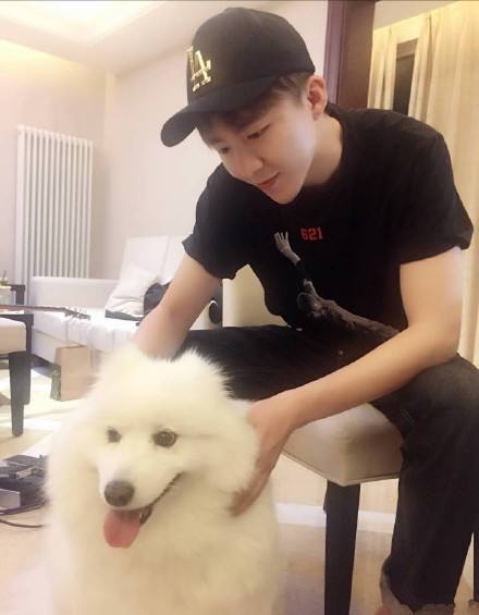 摩登兄弟在驴肉馆唱歌视频