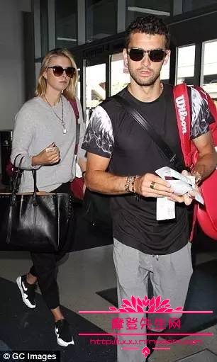 小威的历任男友写真照片(小威结婚了吗)