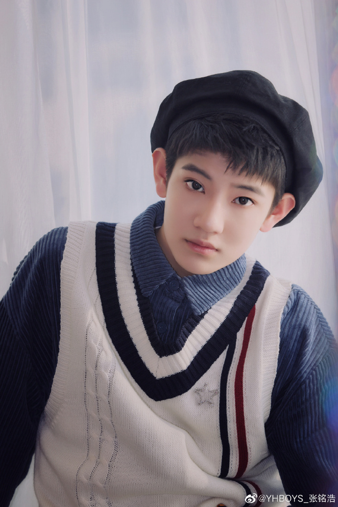 张铭浩几几年的年龄多大了(张铭浩0几年的)