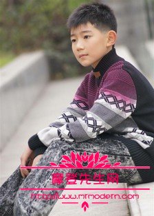 王源小时候清贫的照片(王源从小到大的照片)