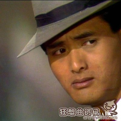 周润发演上海滩的时候多少岁？《上海滩》周(拍摄上海滩时周润发多大岁数)