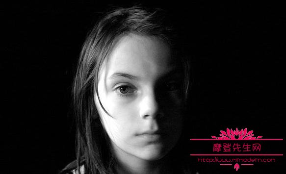 X-23女金刚狼雏妓图片